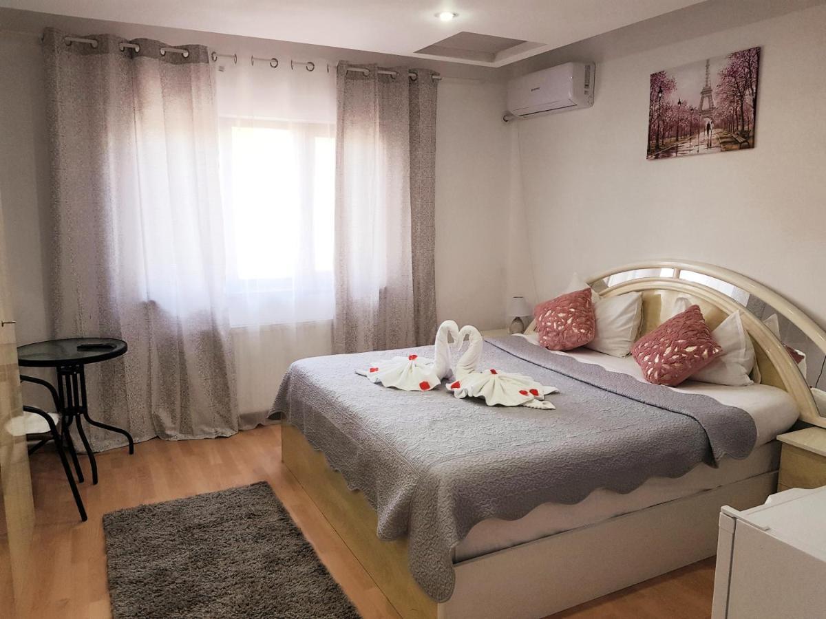 Pensiunea Red Rose Apartments Temesvár Kültér fotó